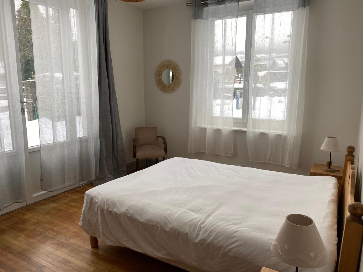 Les 4 Flocons, Avec Piscine Exterieure Chauffee A 100M Du Lac Et Du Centre , Wifi, Parking, Sauna Gérardmer Kültér fotó