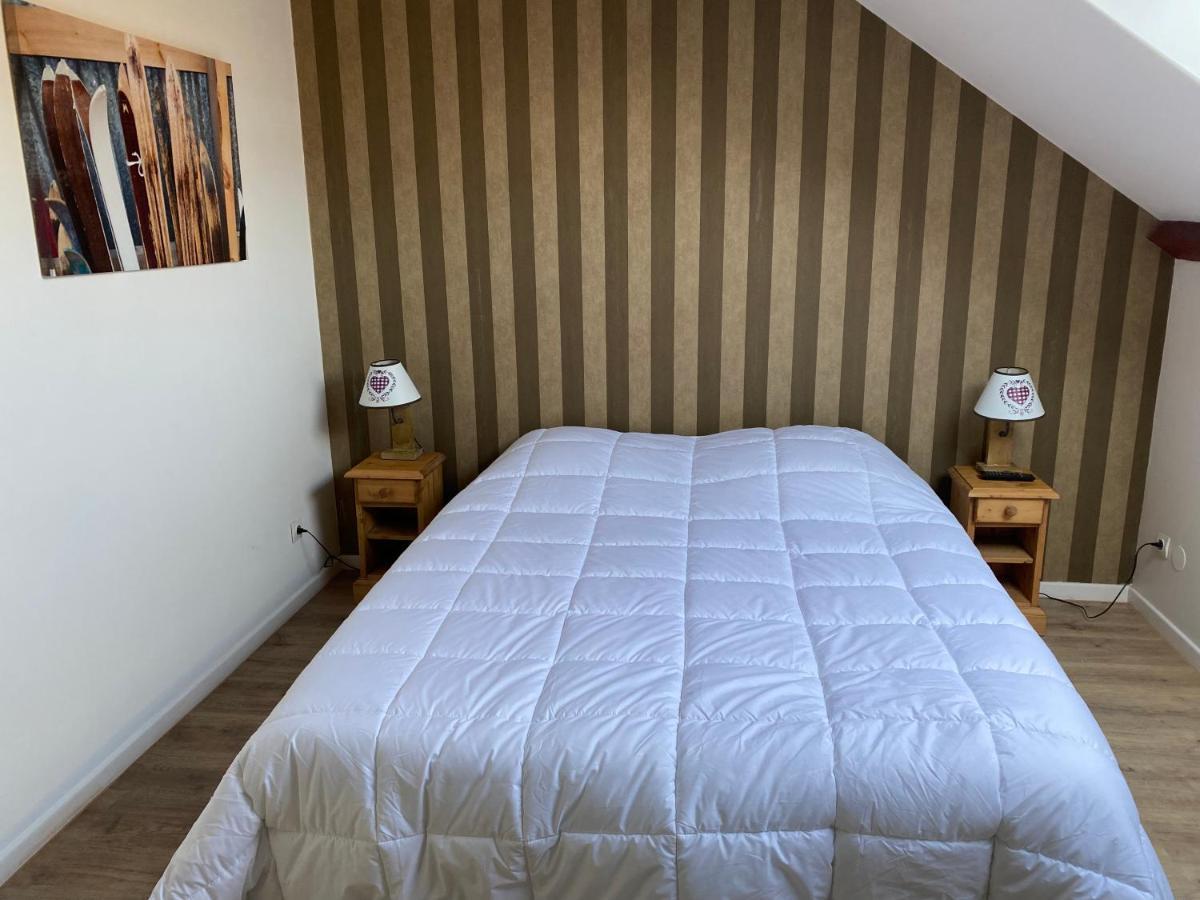 Les 4 Flocons, Avec Piscine Exterieure Chauffee A 100M Du Lac Et Du Centre , Wifi, Parking, Sauna Gérardmer Kültér fotó
